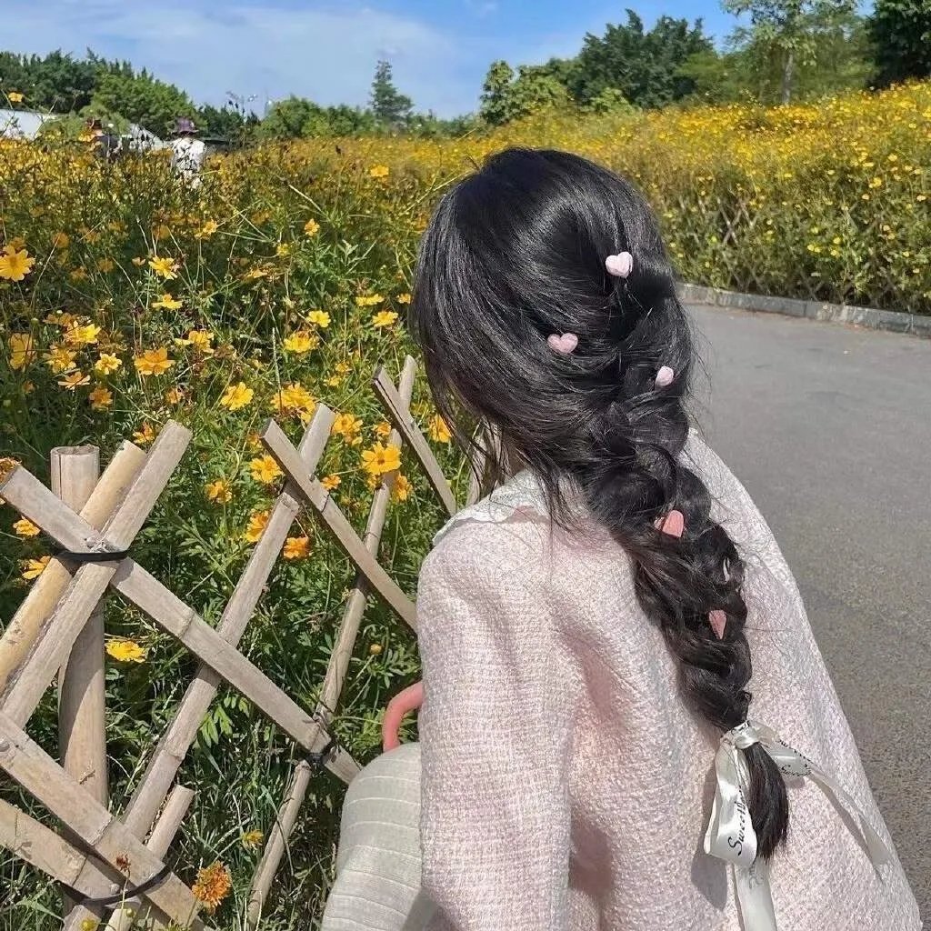 萍水相腐檐廊下